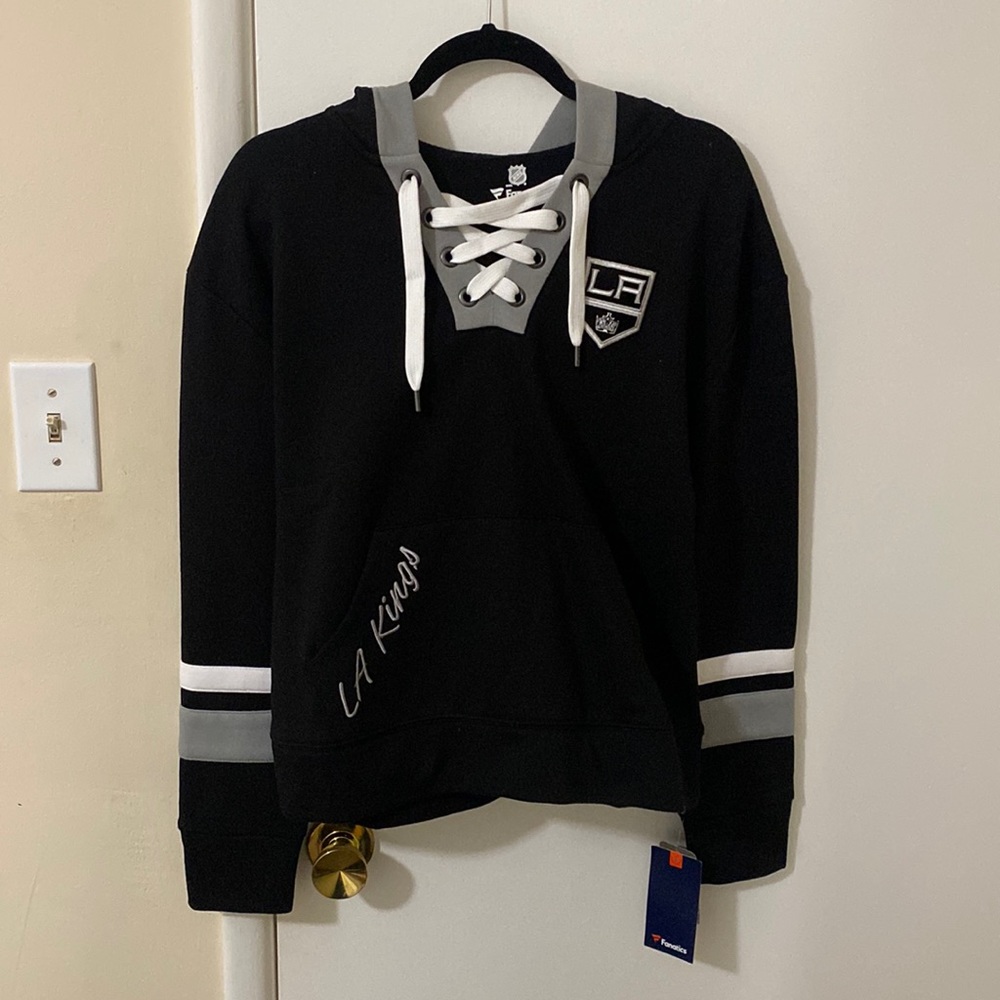 Women's LA Kings Fanatics Exclusive
Lace-Up Pullover Hoodie size medium